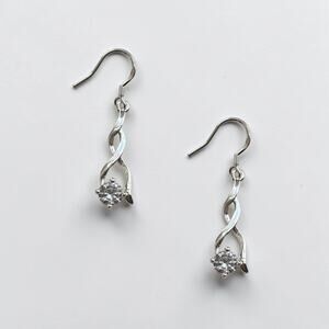 Elegant Crystal Drop Earrings